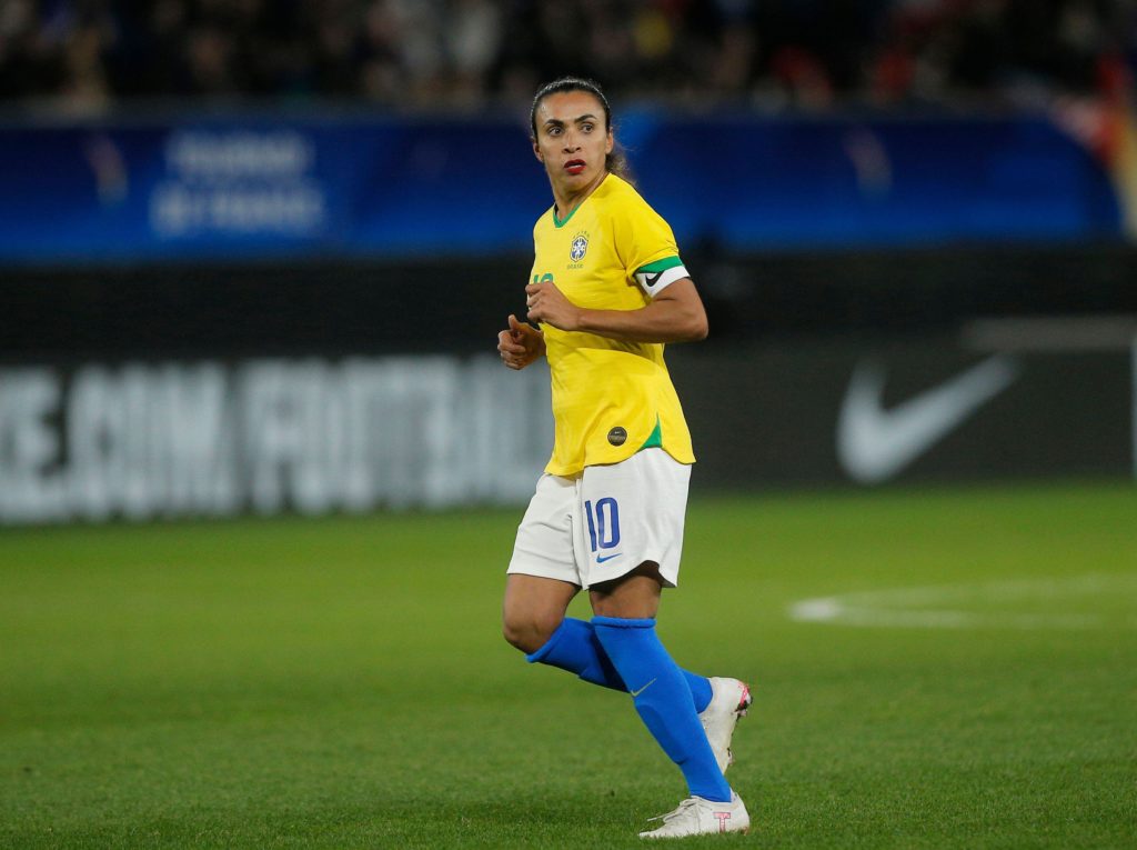 Marta, da Seleção Brasileira Feminina, em ação durante seu amistoso internacional de futebol no sábado, 7 de março de 2020, em Valenciennes, norte da França.