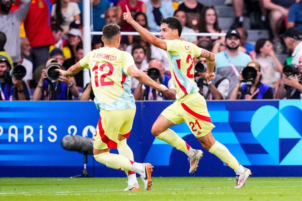 Sergio Camello marca na prorrogação para garantir o ouro da Espanha na vitória sobre a França na final olímpica