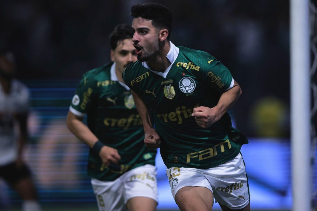 Fláco López comemorando gol do Palmeiras na vitória em cima do São Paulo no Allianz Parque