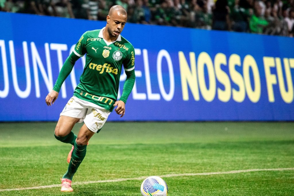 Mayke em jogo do Palmeiras no Allianz Parque