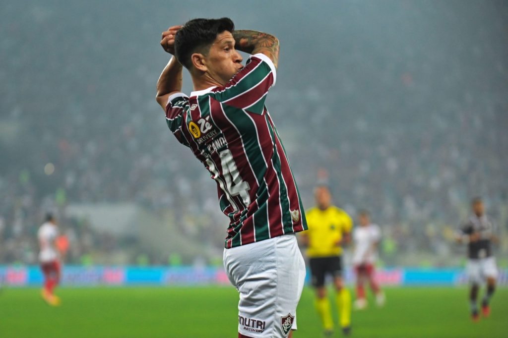 Germán Cano, do Fluminense, comemorando um gol pelo time na temporada.