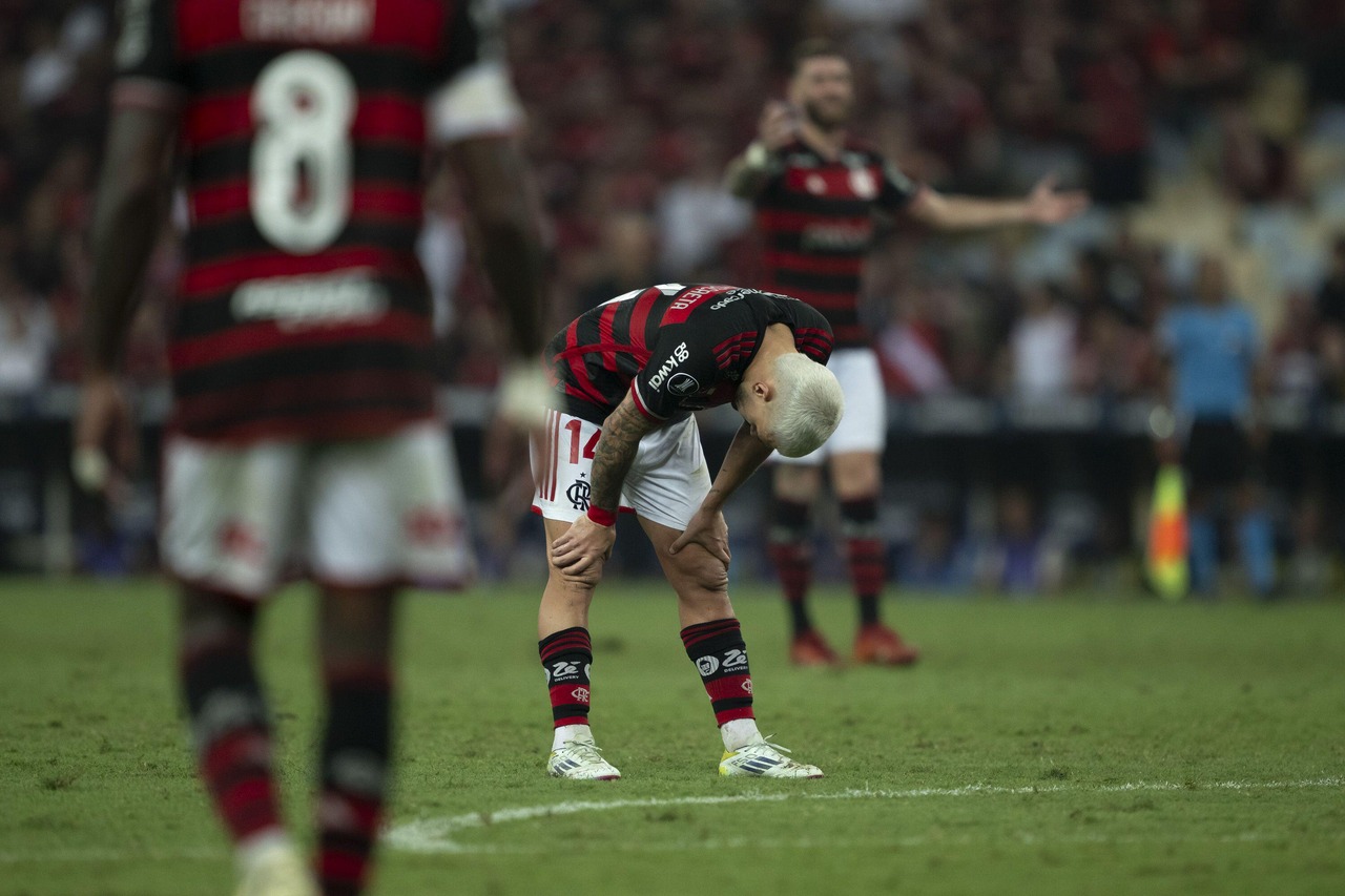 Libertadores: Flamengo perde para o Peñarol e se complica