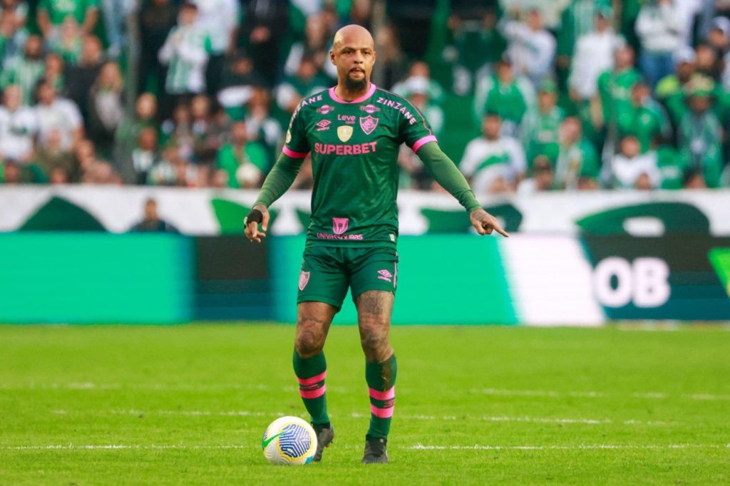 Zagueiro Felipe Melo em jogo do Fluminense no Brasileirão