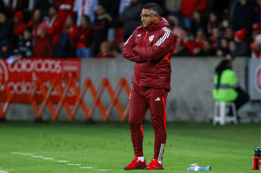 Técnico Roger Machado no comando do Internacional