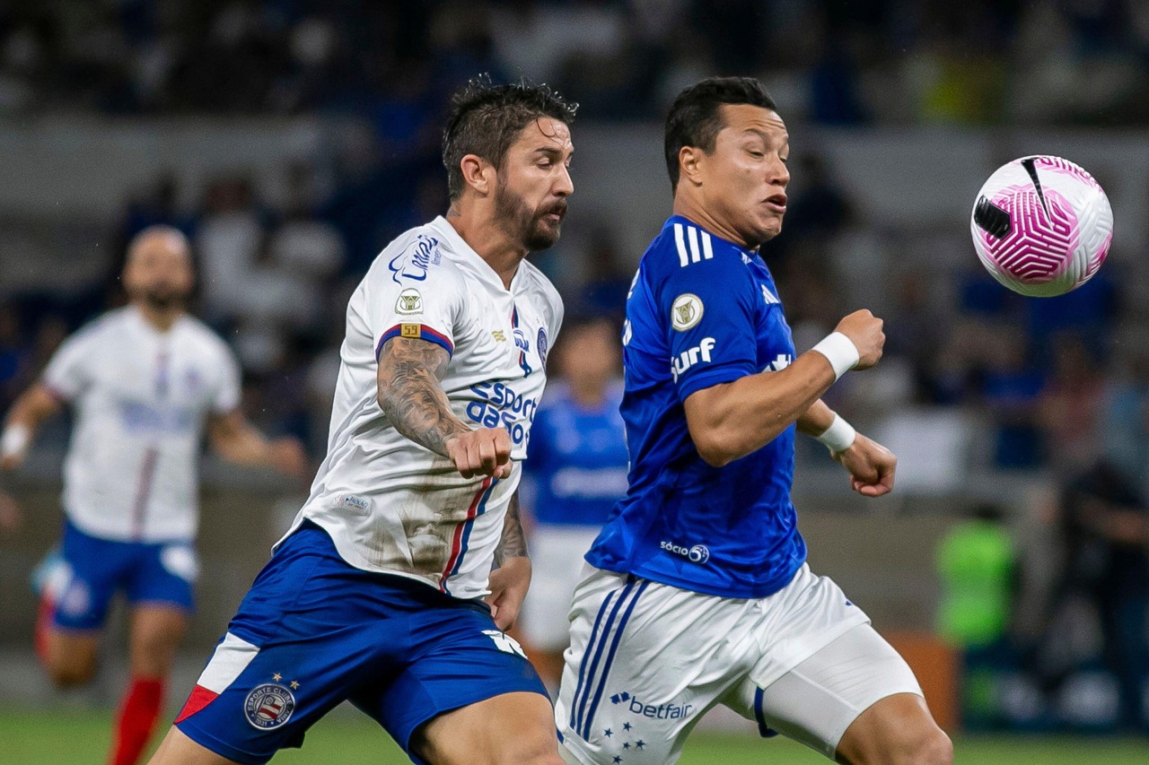 Brasileirão: Cruzeiro e Bahia ficam no empate no Mineirão