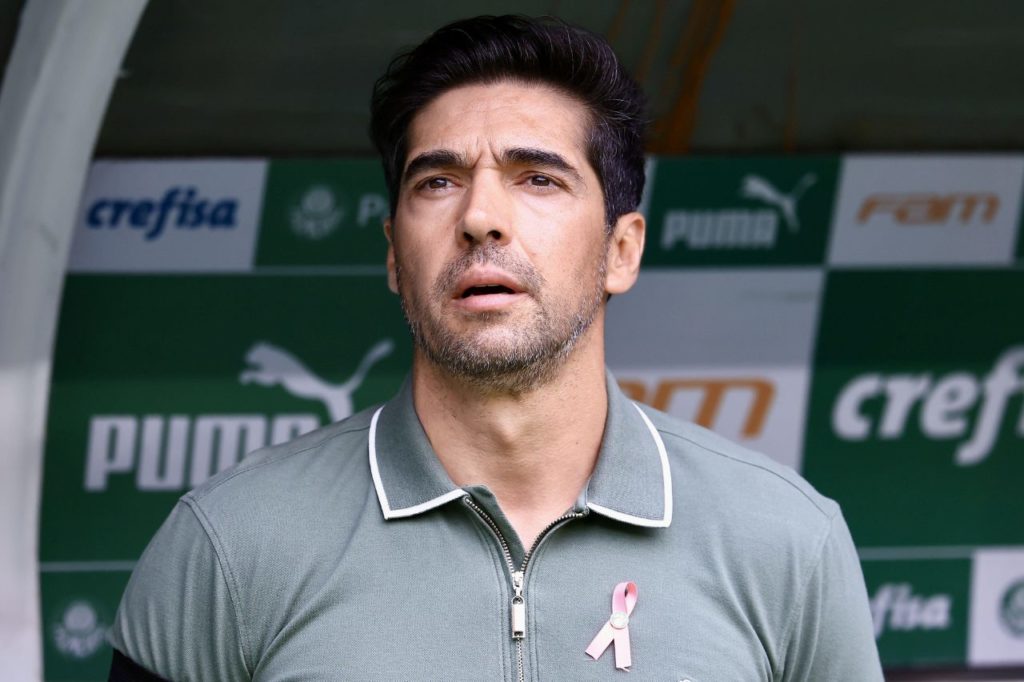 Técnico Abel Ferreira no comando do Palmeiras no Brasileirão