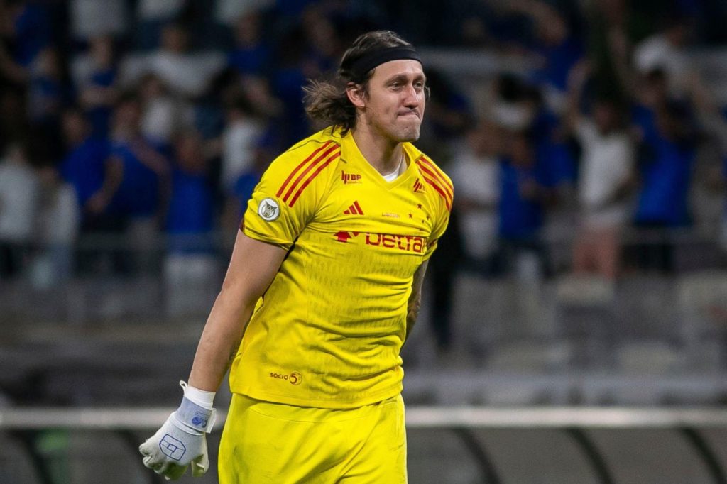 Goleiro Cássio em jogo do Cruzeiro