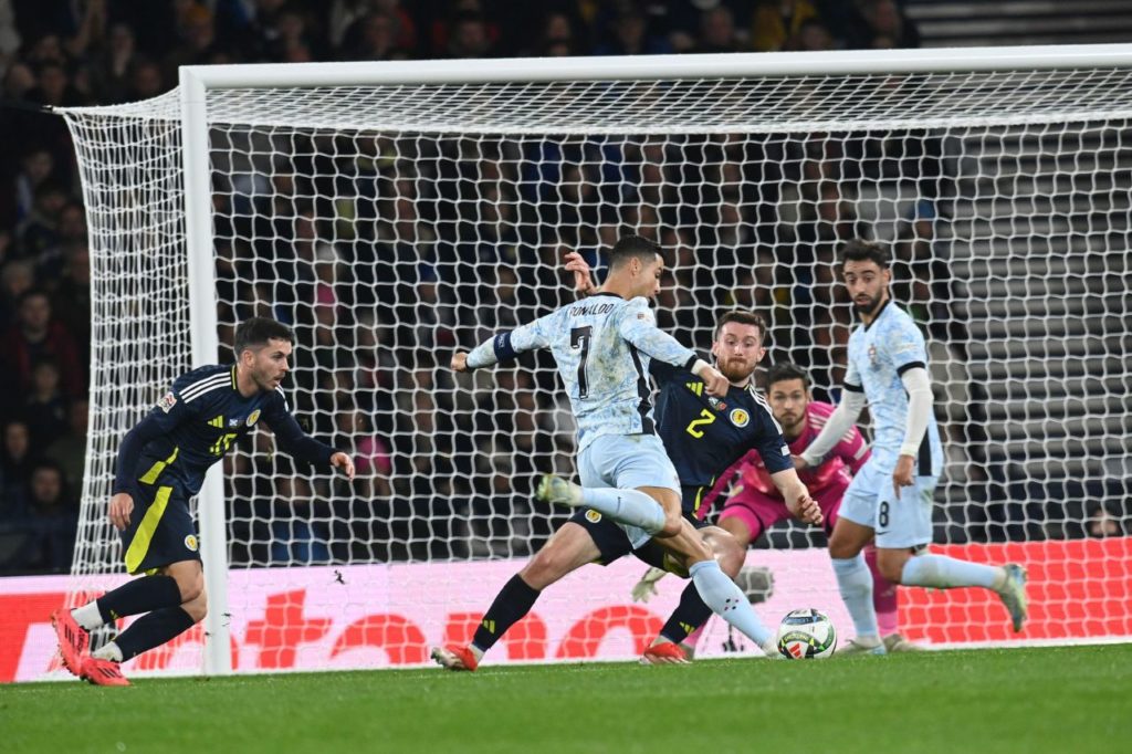 Atacante Cristiano Ronaldo no empate entre Portugal e Escócia pela Nations League