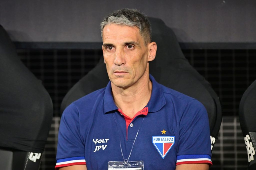 Técnico Vojvoda no comando do Fortaleza